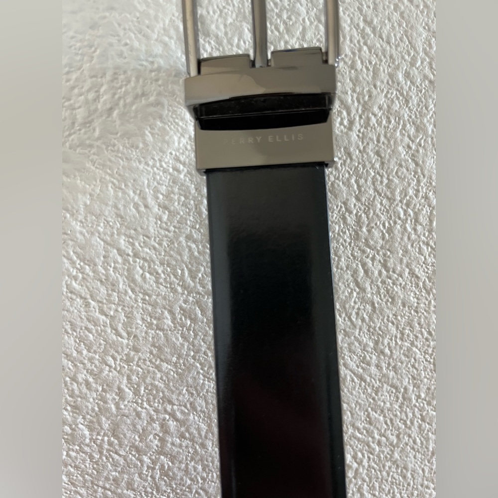 Perry Ellis Reversible Leather Belt